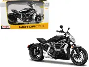 2023 Ducati X Diavel S Black 1/12 Diecast Motorcycle Model Maisto