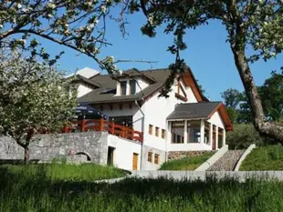 Pava Pension & Spa