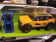 Jada 1:24 Just Trucks with extra Wheels 2021 Ford Bronco Yellow Diecast 33847