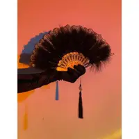 在飛比找ETMall東森購物網優惠-古風羽毛蕾絲漢服旗袍飾品扇子凹造型拍照中國風道具萬圣節表演