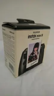 Fujifilm Instax Mini 8 Schwarz Instant Film Compact Camera Built-In Flash