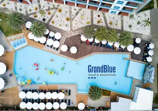 深藍度假村GrandBlue Resort