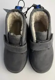 Cat & Jack Toddler Boys' Gray Magnus Chukka Boots Size 6
