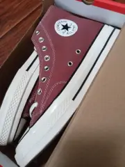 Converse Chuck Taylor Men's Size 9.5/Women's Sz.11.5 High Top Sneakers