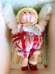 Vintage Cabbage Patch Kid Porcelain Limited Edition #4889 Georgia Dee