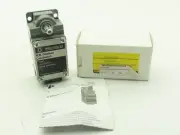 Square D L100WDL2M7 Limit Switch 600V 10A Type L 1/2"NPT Snap Action Operation