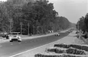 Bruce Jennings & Bob Johnson Chaparral 2F Chevrolet Le Mans 1967 Old Photo 42