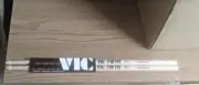 Vic Firth Hickory American ClassicExtreme 5BN Wood Tip Drum Sticks