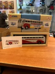 Corgi Classics 98468 Yellow Coach 743 Champlain 1:50 Diecast Bus NIB