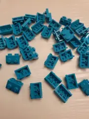 NEW LEGO 20X GREEN ANGULAR PLATE 1.5 TOP 1X2 1/2 #99781.
