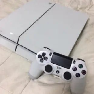 《肉腳蛋 PS4遊戲主機》CUH-1207型 500GB/ 1TB 極致黑/ 冰河白 遊戲主機