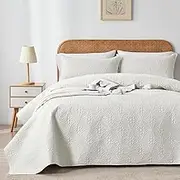 WURUIBO King/Cal King Quilt Set Cream White, Microfiber Lightweight Bedspreads, Ultrasonic Embossed Solid Coverlet, Thin Bedding Set for All Season, Soft Breathable Bed Cover(1 Quilt, 2 Pillow Shams)