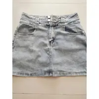 在飛比找蝦皮購物優惠-Jeans skirt 牛仔裙 二手