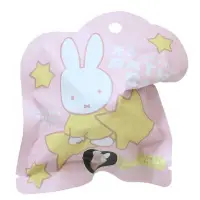 在飛比找蝦皮購物優惠-日本正版 米菲 米飛兔 Miffy發光入浴球 公仔3款隨機 