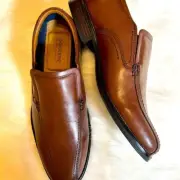 Men’s Dockers Greer Dress Run Off brown Loafers, size 8.5