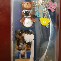 在飛比找蝦皮購物優惠-MLB 紐約洋基 王建民 x 泰迪熊 限量手機吊飾