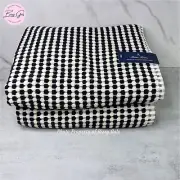 Brooks Brothers Black Tan Checkered Bath Towels Set of 2 NEW