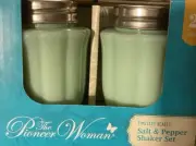 New Pioneer Woman Timeless Beauty Jadeite Jade Glass Salt & Pepper Shakers
