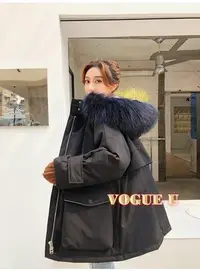 在飛比找Yahoo!奇摩拍賣優惠-☆VOGUE U☆超大毛領真狐狸毛連帽白鴨絨 羽絨中長版外套