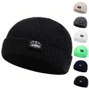 Stylish Unisex Five Pointed Star Embroidered Beanie For Autumn / Winter Warm Knit Hat For Women And Men