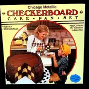 CHICAGO METALLIC CHECKERBOARD CAKE PAN SET 9” “Most Unique Cake You’ll Make” NIB