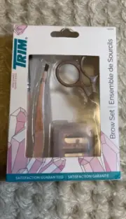 Trim 5 Piece Brow Kit Rose Quartz Spoolie Scissors Tweezers & Sharpeners