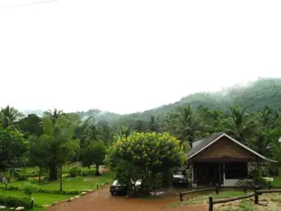 諾空生態露營旅館Moo Baan Nokrong Eco Camping