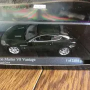 MINICHAMPS Aston Martin V8 Vantage Goodwood Green