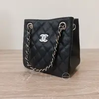 在飛比找蝦皮購物優惠-二手精品 CHANEL 香奈兒 22S TOTE 水桶包 荔