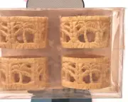 4 PRETTY NOS Vintage Waverly Tahiti Tiki Carved Palm Trees Napkin Rings Holders