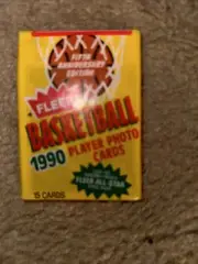 1990 Fleer Basketball Wax Pack - 15 Cards In Pack / Michael Jordan Magic Johnson