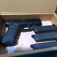 在飛比找Yahoo!奇摩拍賣優惠-KSC KWA Glock G17 Gen3外觀升級楓葉ES