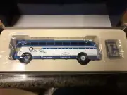CORGI YELLOW COACH 743 GREYHOUND DESTINATION PITTSBURGH US53909