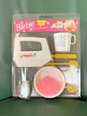 NEW BARBIE DOLL ACTION APPIANCE SET MIXER BOWL BAKING CHILTON TOYS 1991 #62415