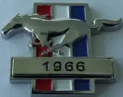 Blue Oval Pony 1966 lapel/hat pin badge C031002Y