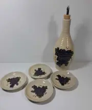 Brand Le Gourmet Chef Olive Oil Carafe Decanter w/4 Dipping plates-Grape pattern