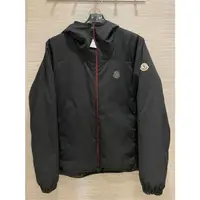 在飛比找蝦皮購物優惠-moncler 聯名款 防風 防水 風衣 內 羽絨 連帽 外