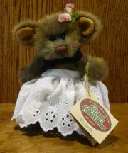 Ganz Cottage CC157 MOSSARELLA MOUSE, 6.5" by Lorraine Chien, Head/Arms jointed