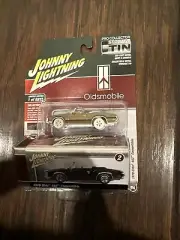 Johnny Lightning 1970 Olds 442 Convertible lightning CHASE COLLECTOR TIN Rare