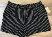 Womens Plus Size A New Day pleated striped shorts 3X