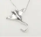 STERLING SILVER NAUTICAL OCEAN REEF MANTA RAY STINGRAY SEA LIFE PENDANT NECKLACE