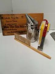 Beekeeping Smoker SS + SS hive tool + Bee brush plus Free smoker fuel