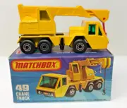 MATCHBOX SUPERFAST MB 49 CRANE TRUCK WITH BOX M286