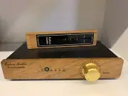 Passive Preamp with remote control for hi-end audio (black colour) wood panel