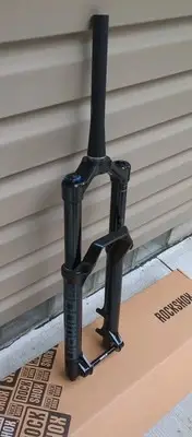 NEW RockShox Domain RC Suspension Fork | 27.5" | 160mm | 15x110mm | 44mm Offset