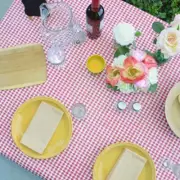 Magic Cover TBL-MC573-36 Vinyl Disposable Tablecloth Red/White Checkered 54 x 54