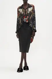 BUTTON UP TOP WITH DRAPED BACK DO I ENTERTAIN YOU
