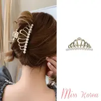 在飛比找momo購物網優惠-【MISS KOREA】韓國設計優雅皇冠珍珠造型髮夾 抓夾 