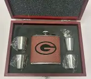 Green Bay Packers Football Texture 6 oz flask opt presentation box stainless