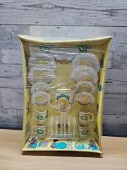 1983 CABBAGE PATCH KIDS TEA SERVICE - ORIGINAL PACKAGING